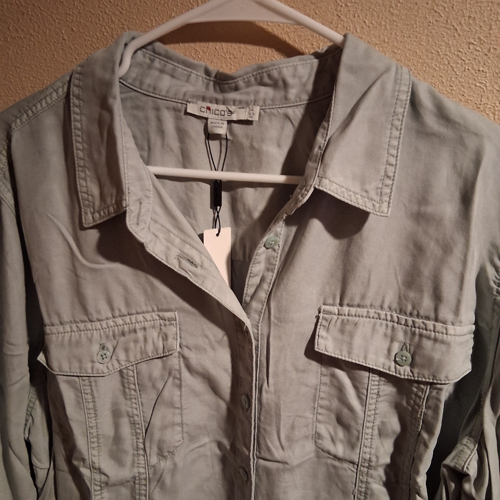 Chico's NWT Denim Split Cuff Button Down Top Cham… - image 3